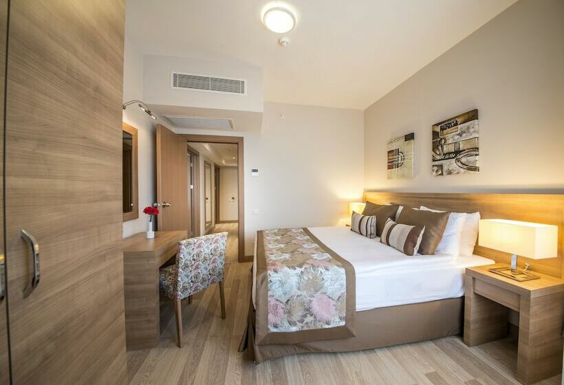 패밀리 스위트, Ramada Resort By Wyndham Lara