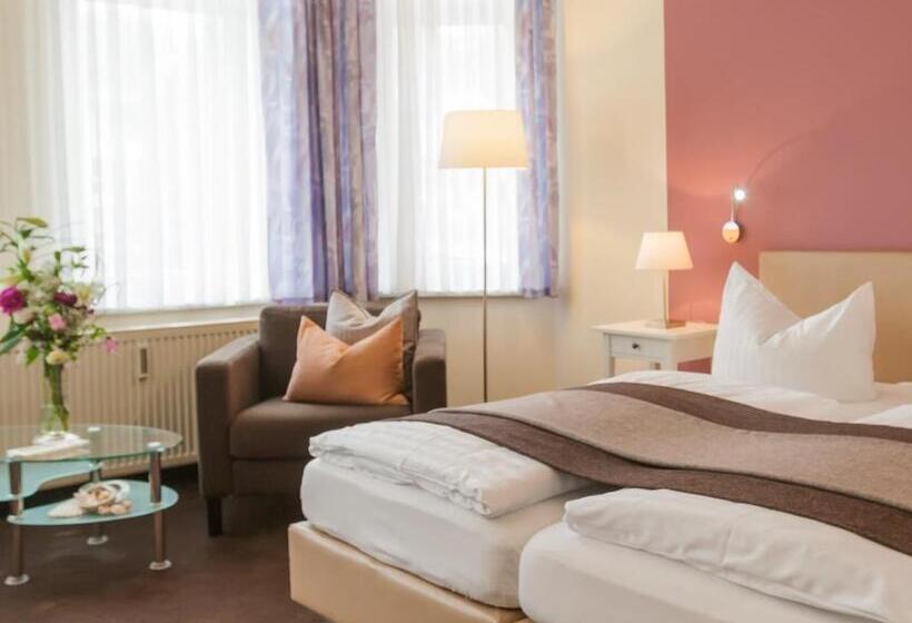 Номер Deluxe, Villa Neptun