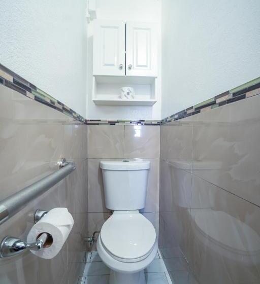 Стандартный Номер Кровать Кинг, Monterrey Motel Padre Island, Corpus Christi By Oyo