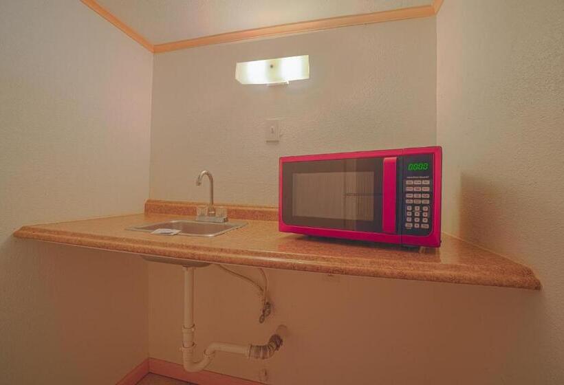 Номер Стандартный Кровать Куин, Monterrey Motel Padre Island, Corpus Christi By Oyo
