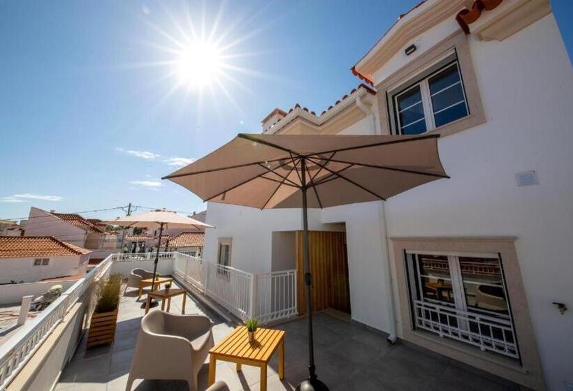 استودیوی لوکس, Vila Farol