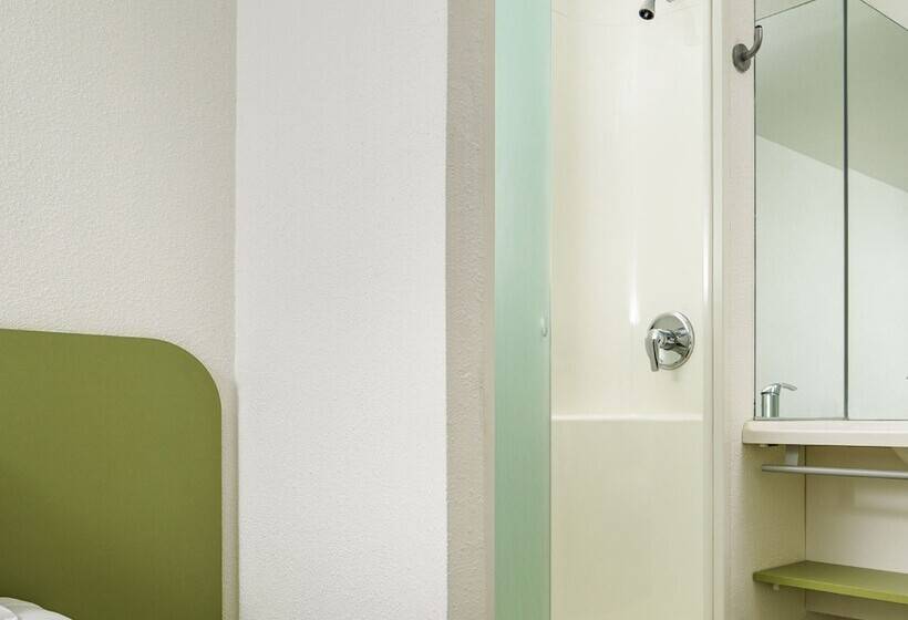 Номер Стандарт, Ibis Budget Cardiff Centre