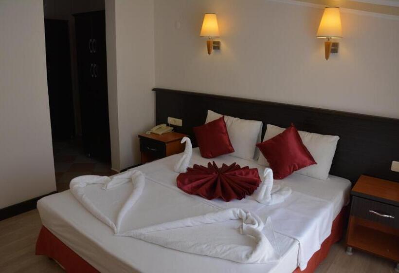Family Suite, Yavuzhan