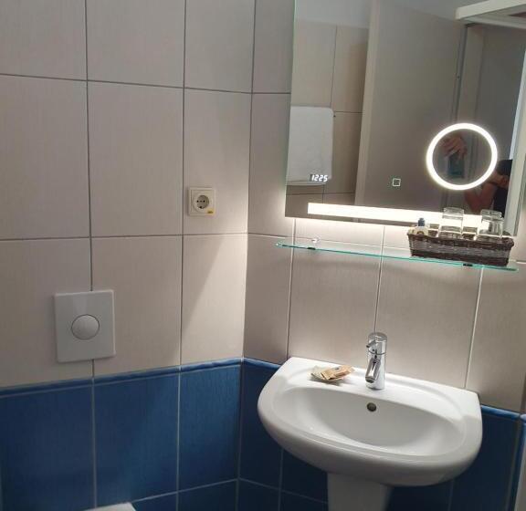 스탠다드 발코니 룸, Hullám Villa B&b