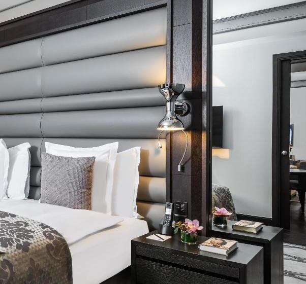 Президентский Люкс, Royal Savoy Hotel & Spa