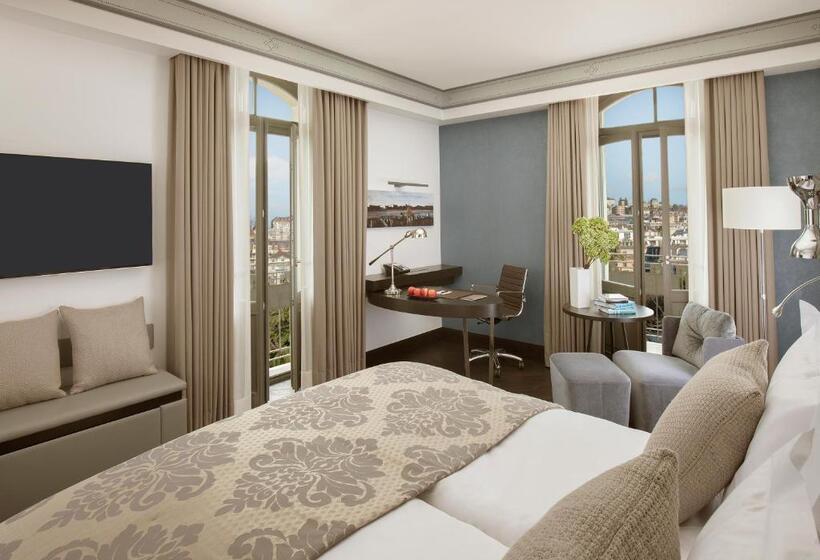 Номер Executive, Royal Savoy Hotel & Spa