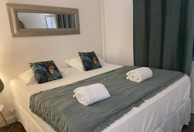 Дом 3 Спальни, Manoir De Chantemerle