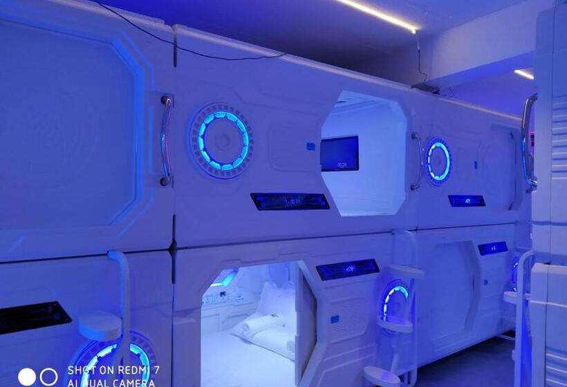 Capsule, Galaxy Pods Capsule Hotel Boat Quay