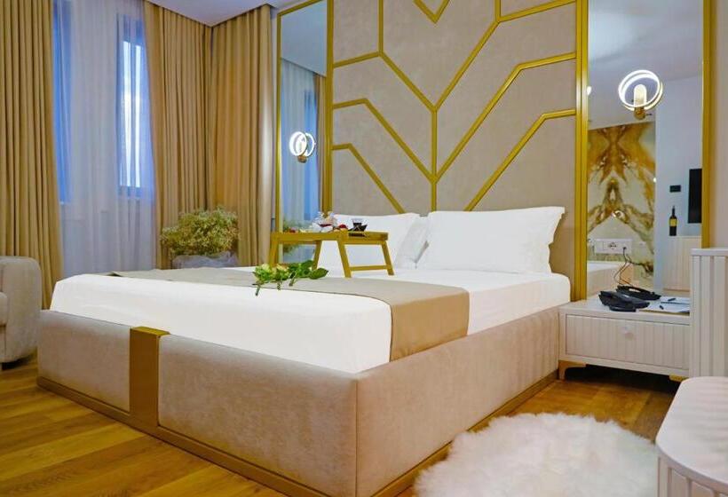 带大床的复式套间, Mark Hotel Tirana