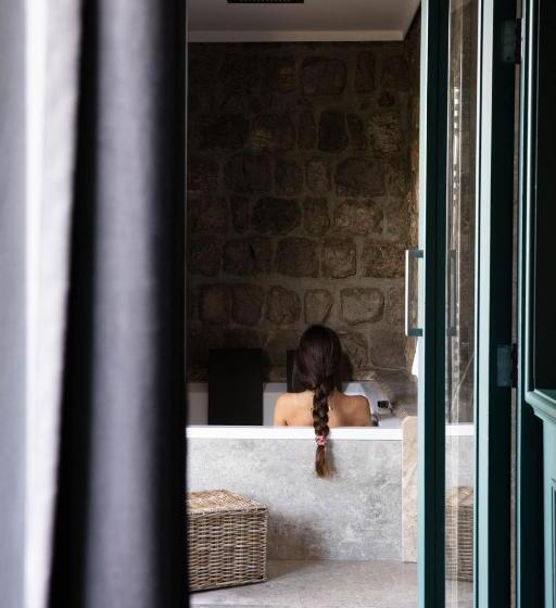 Президентский Люкс, Aquapetra Resort & Spa