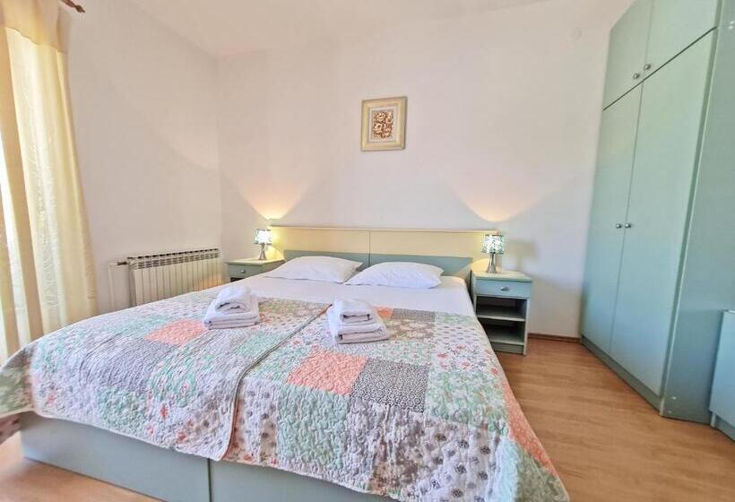 Estúdio Standart Vista Mar com Varanda, Rooms And Apartments Porat