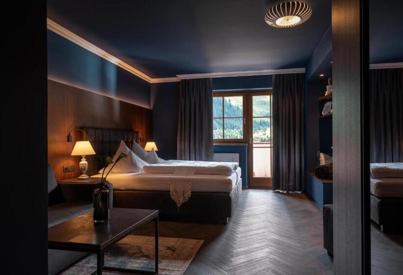 Номер Superior с Балконом, Boutique Hotel Mandarfnerhof