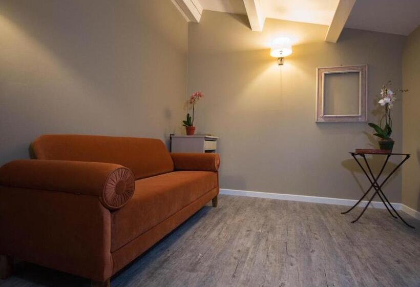 Номер Стандарт, Ca Veja B&b Forlì