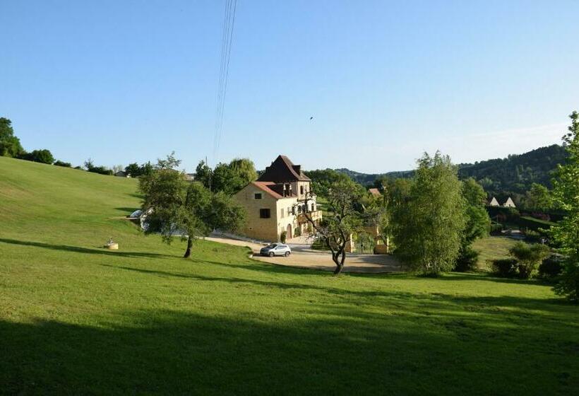 Дом 2 Спальни, La Maison Thimadaise