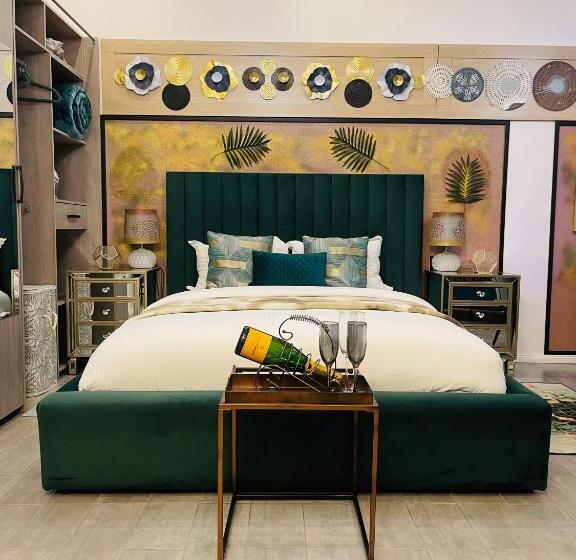 Апартаменты Пентхаус 1 Спальня, 24 On Basil Boutique Luxury