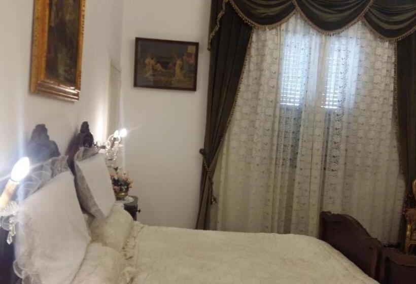 Номер Deluxe, Giardini Di Silvia