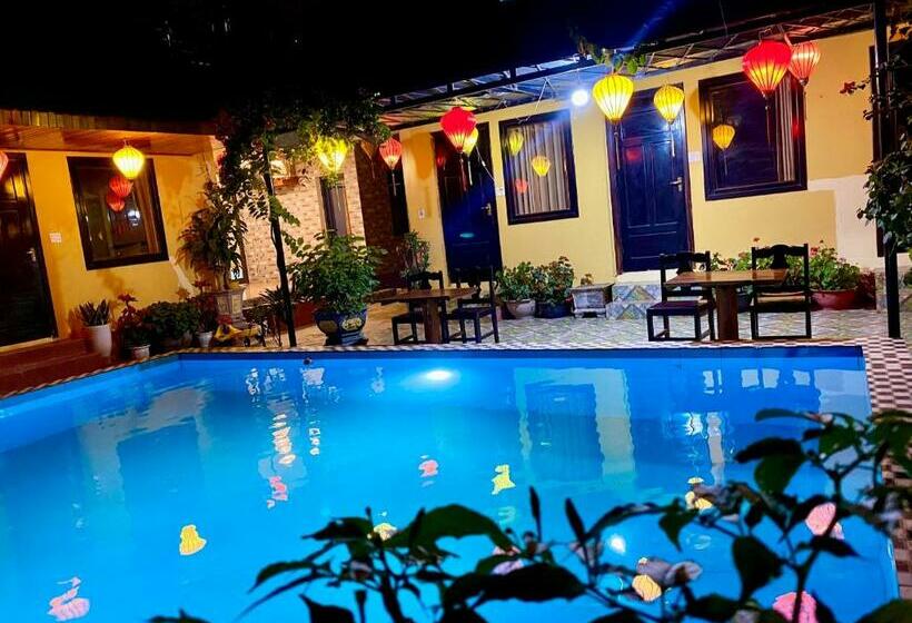اتاق استاندارد با چشم‌انداز استخر, Phong Nha Ecolodge Homestay By Hofs
