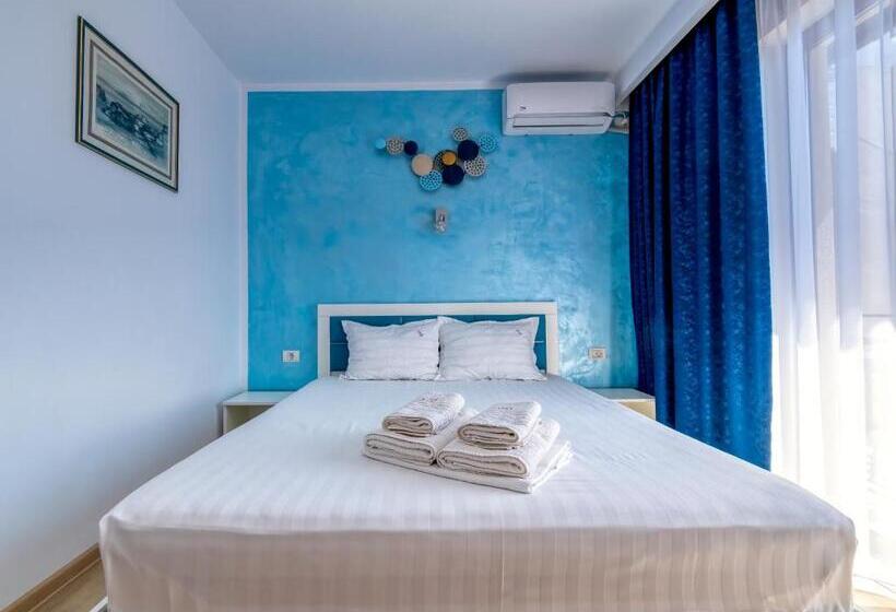 اتاق استاندارد با بالکن, Casa Helena