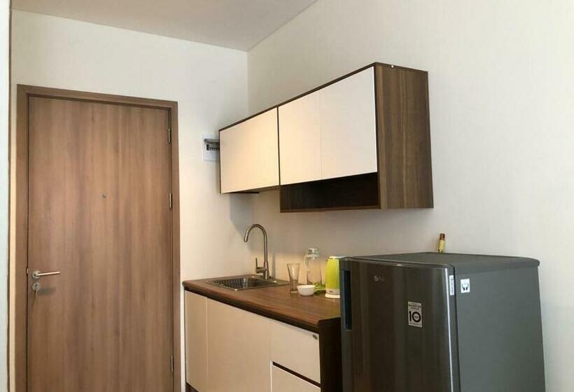 Студия Стандарт, Ratu Icon Apartment