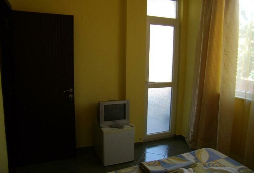 스탠다드 룸, Guest Rooms Kotvаta