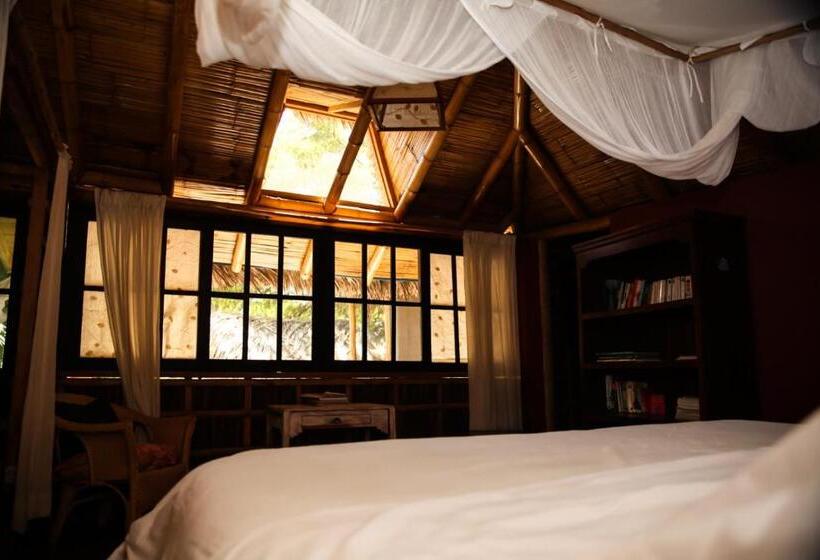 스위트 킹사이즈 침대, La Maison Eco House & Yoga