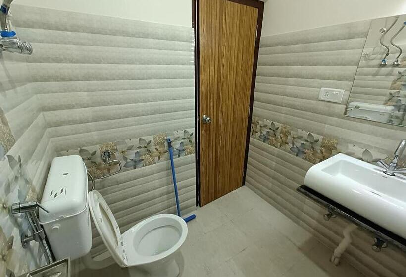 带大床的标准间, Snow Drop Guest House