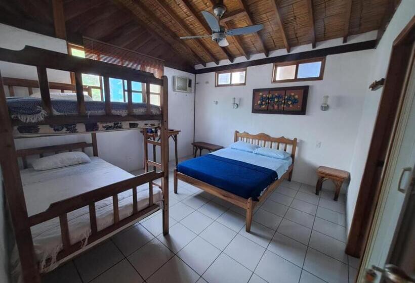 Четырехместный Номер Superior, Hostal Solemare