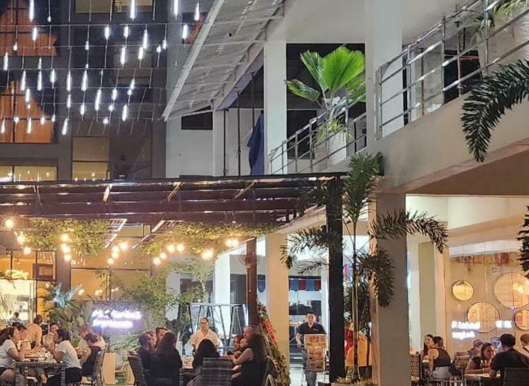 스탠다드 스튜디오, 88th Avenue