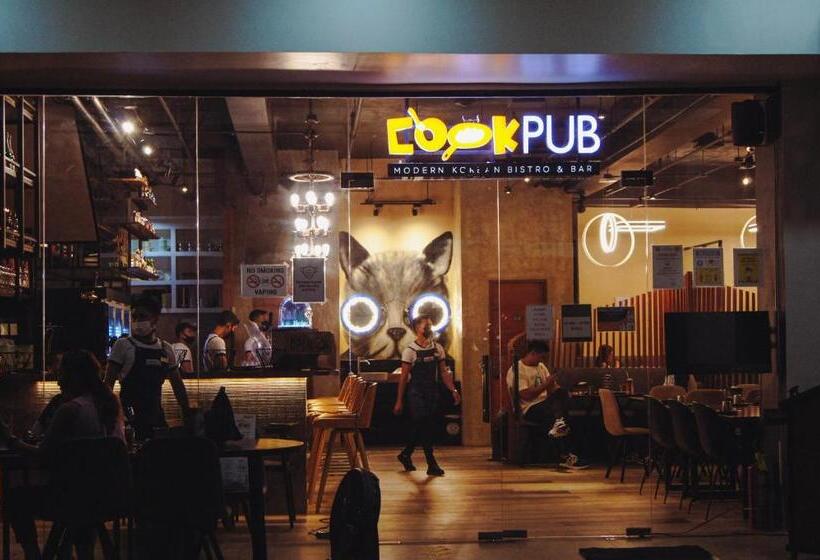침실 2개 스위트, 88th Avenue