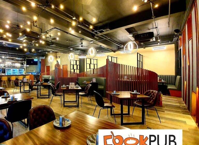 침실 1개 아파트, 88th Avenue