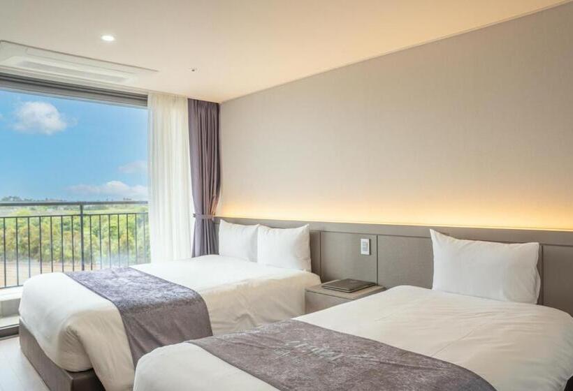 Номер Deluxe Кровать Кинг, Sanbangsan Hotel Formerly Primula
