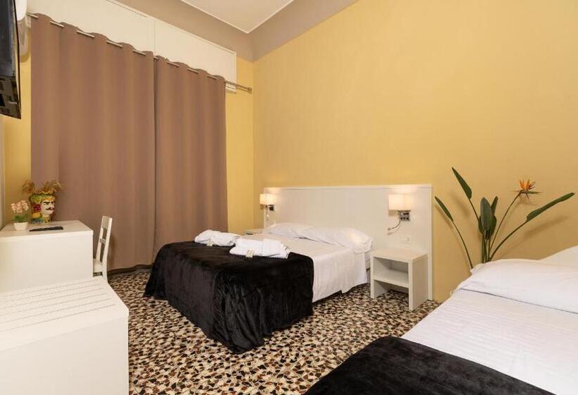 Стандартный Номер Кровать Кинг, Regina Margherita   Bed And Breakfast & Rooftop Lounge Bar