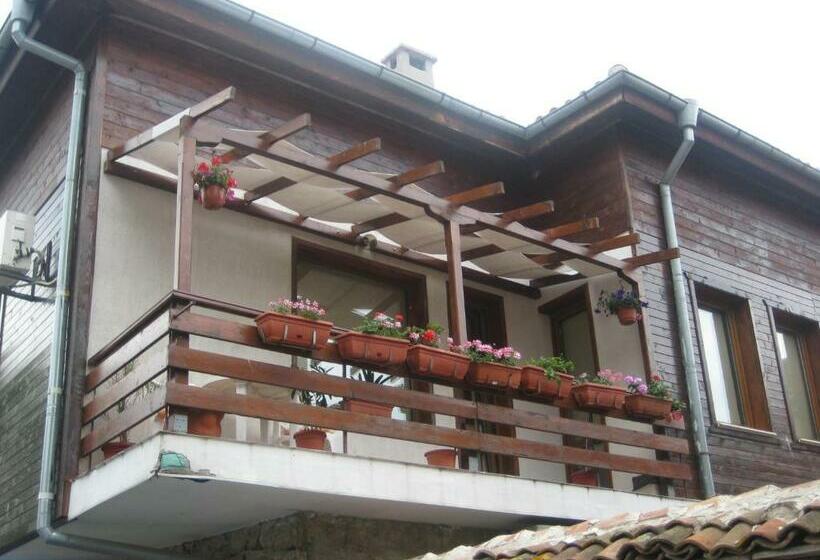 패밀리 룸, Guest House Juja