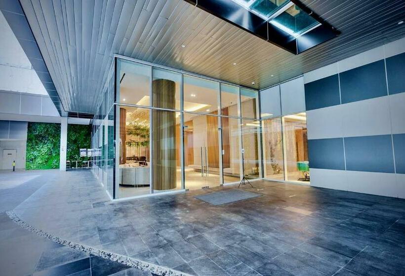 استودیو استاندارد با بالکن, Emka Lodge Studio Room The Vertu Apartemen Ciputra World Surabaya