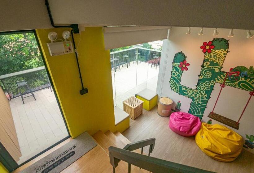 浴室共有ファミリールーム, Paknap Hostel
