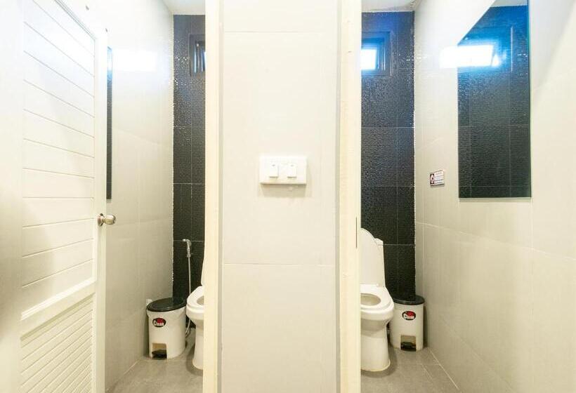 スタンダードルーム, Paknap Hostel