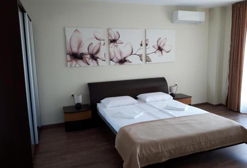 带1个卧室的公寓, Gradina
