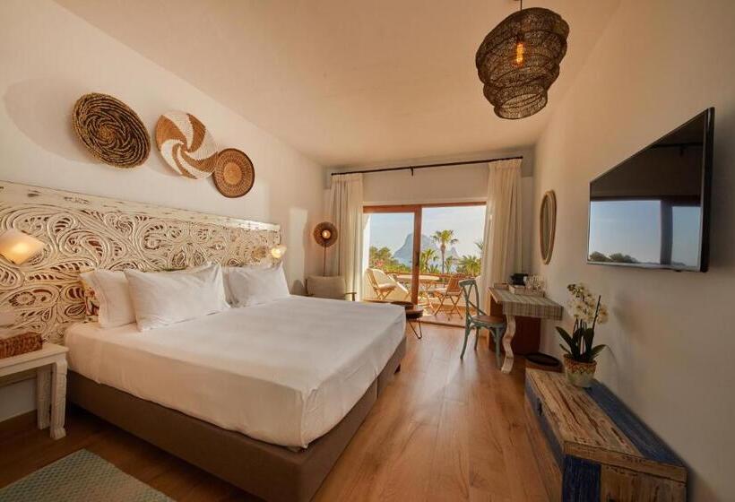 غرفة قياسية مطلّة علي البحر مزوَّدة بشُرفة, Petunia Ibiza, A Beaumier