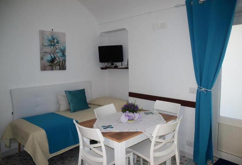 Семейный Номер, Villa Damecuta B&b