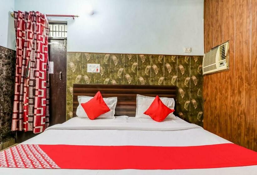 Трехместный Номер Классика, Oyo 84929 Omax Guest House