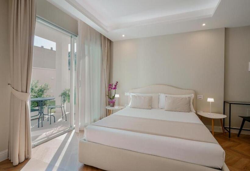 Quarto Superior, Télos Rooms