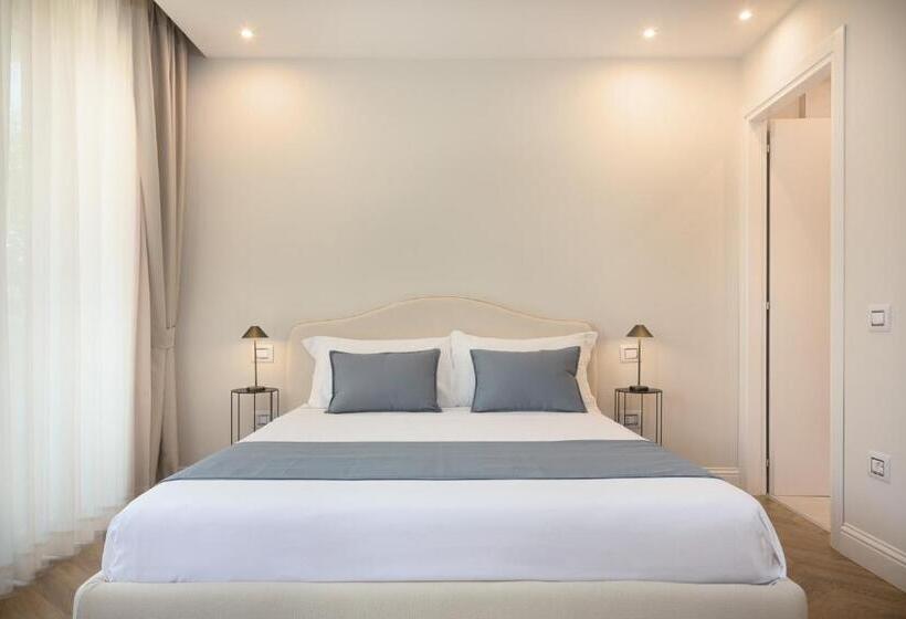 اتاق استاندارد چهار تخته, Télos Rooms