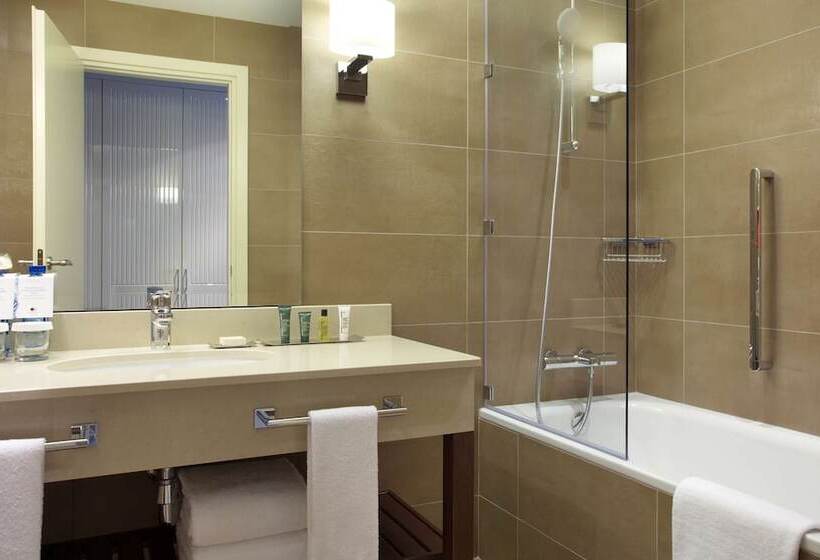 Номер Стандарт, Doubletree By Hilton Hotel Moscow   Marina