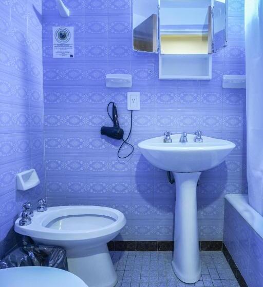 Кровать в Общей Комнате, Tangoinn Hostel Downtown