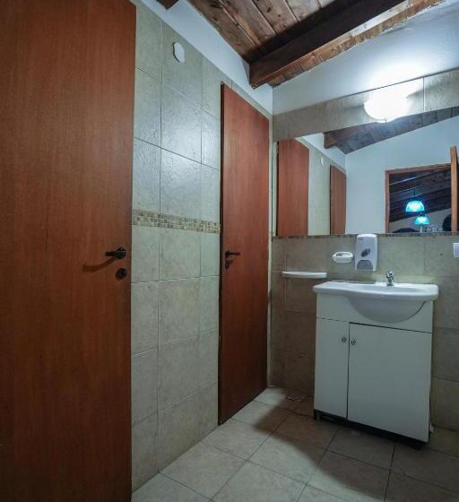 Кровать в Общей Комнате, Tangoinn Hostel Downtown