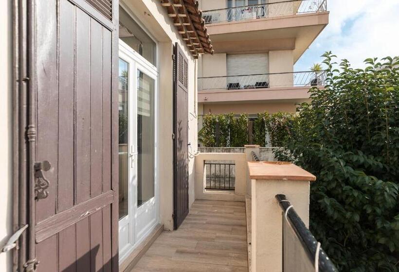 Апартаменты 2 Спальни, Sleep In Antibes City Port