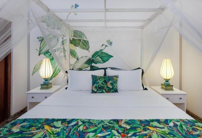 Номер Стандарт Вид на Бассейн, Green Escape Unawatuna