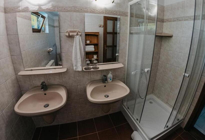 Standard room with outdoor bath, Hemina Vendégház