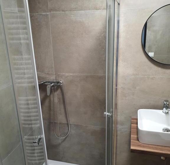 小型豪华套房, Apartmány černý Kohout