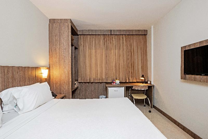 Номер Стандарт, Slim Curitiba Av Das Torres
